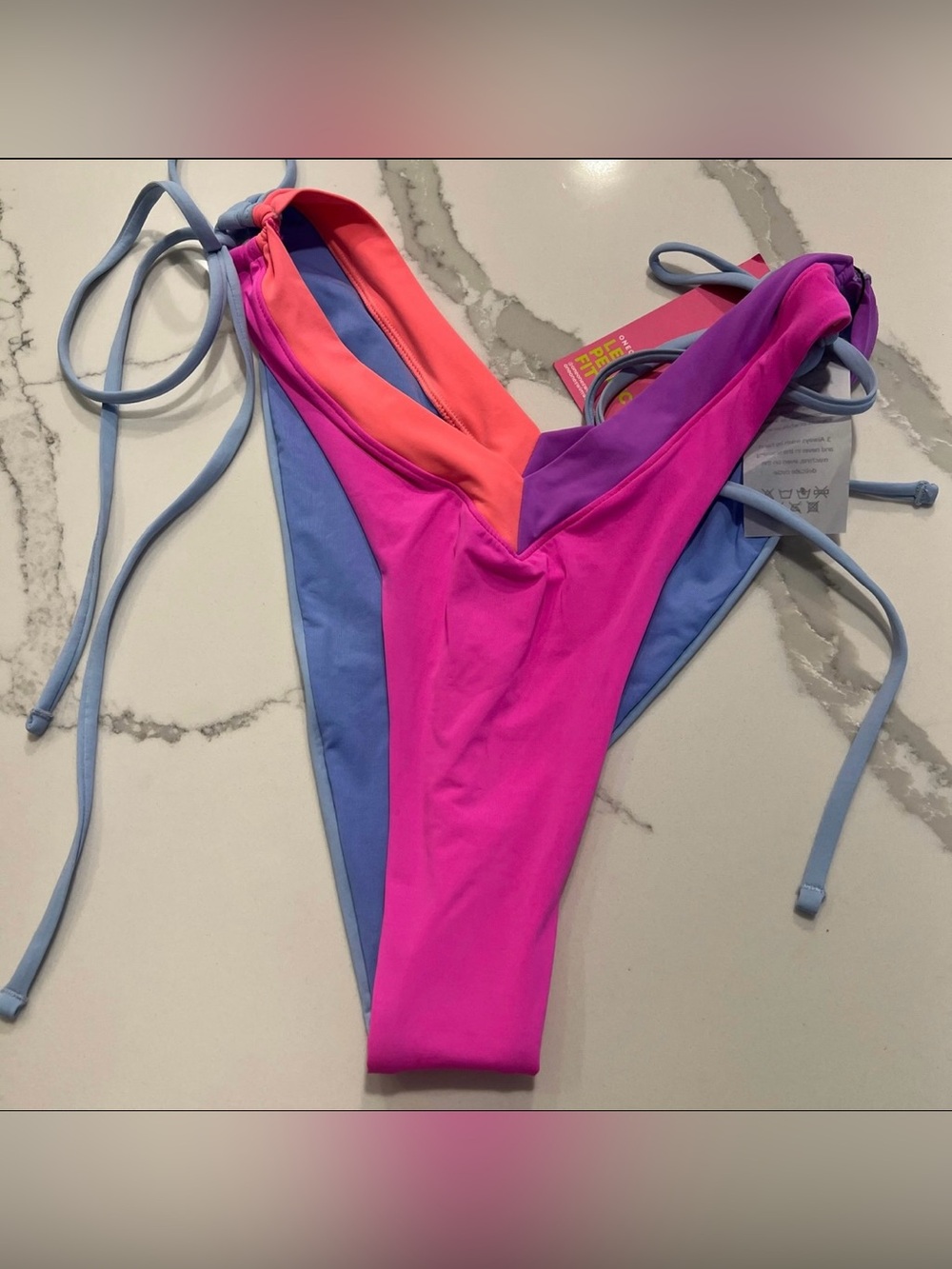 ONEONE Colorblock bikini bottom / Size XL